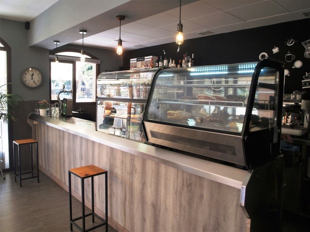 Restaurant/Bar for sale in Fuengirola - € 69,950 (Ref: 9428418)