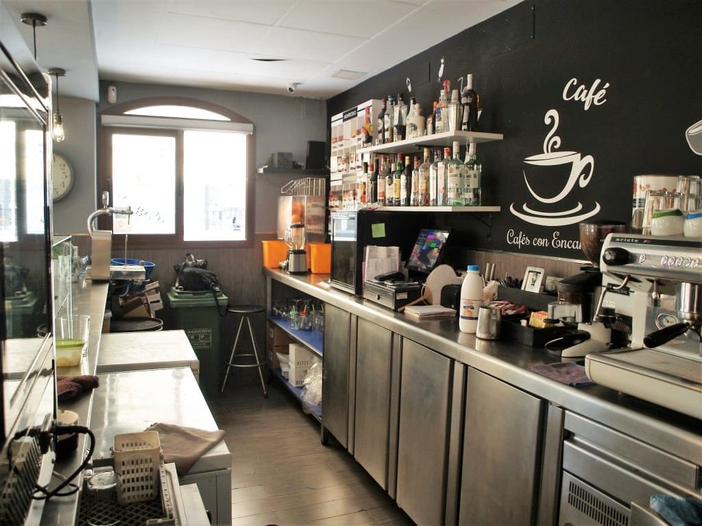 Restaurant/Bar for sale in Fuengirola - € 69,950 (Ref: 9428418)