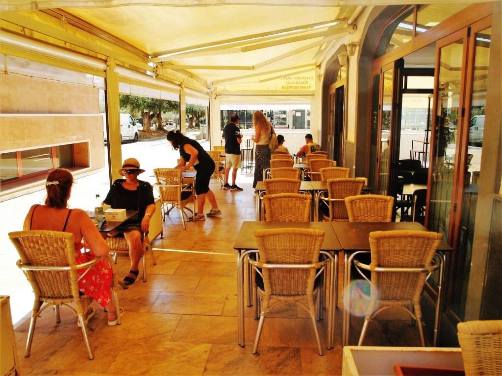 Restaurant/Bar for sale in Fuengirola - € 69,950 (Ref: 9428418)