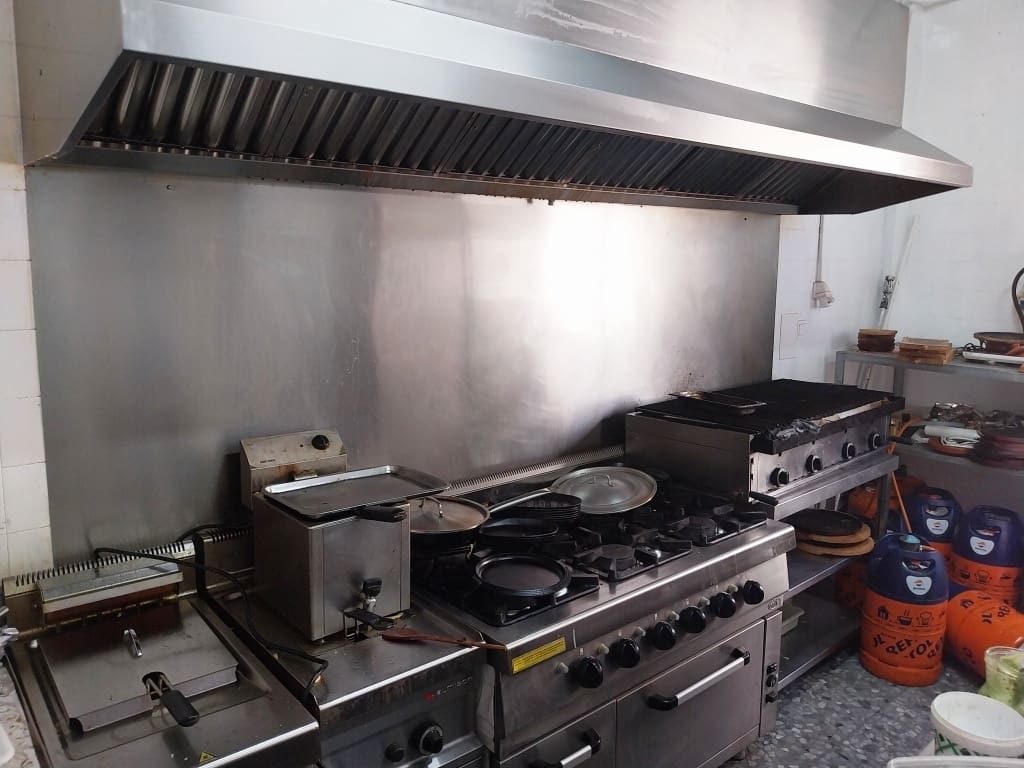 Restaurant/Bar for sale in Benalmadena - € 69,950 (Ref: 9428419)