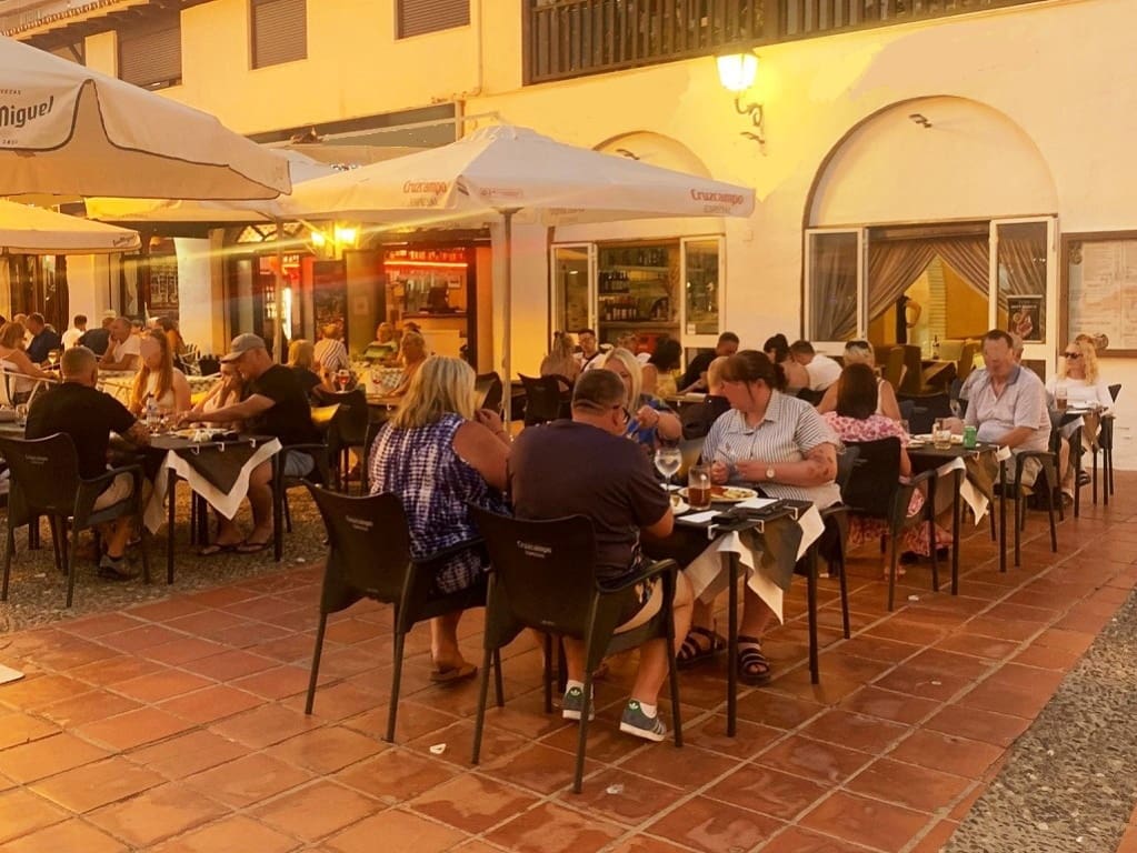 Restaurant/Bar for sale in Benalmadena - € 69,950 (Ref: 9428419)