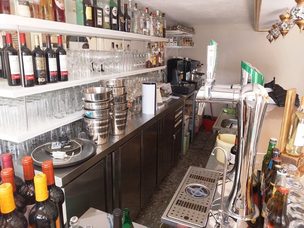 Restaurant/Bar for sale in Benalmadena - € 69,950 (Ref: 9428419)