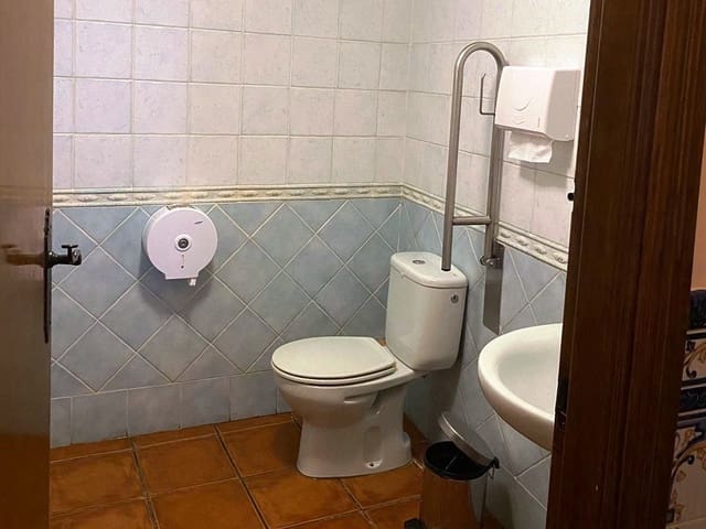 Restaurant/Bar for sale in Fuengirola - € 67,950 (Ref: 9428422)