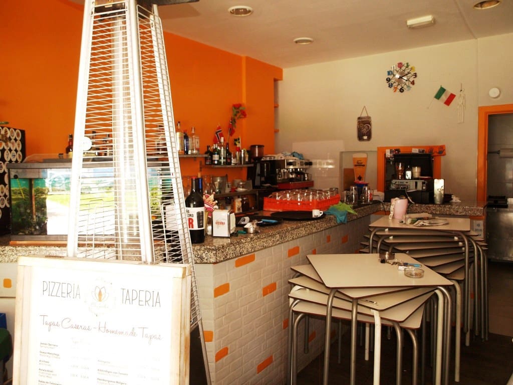 Restaurant/Bar for sale in Fuengirola - € 64,950 (Ref: 9428423)