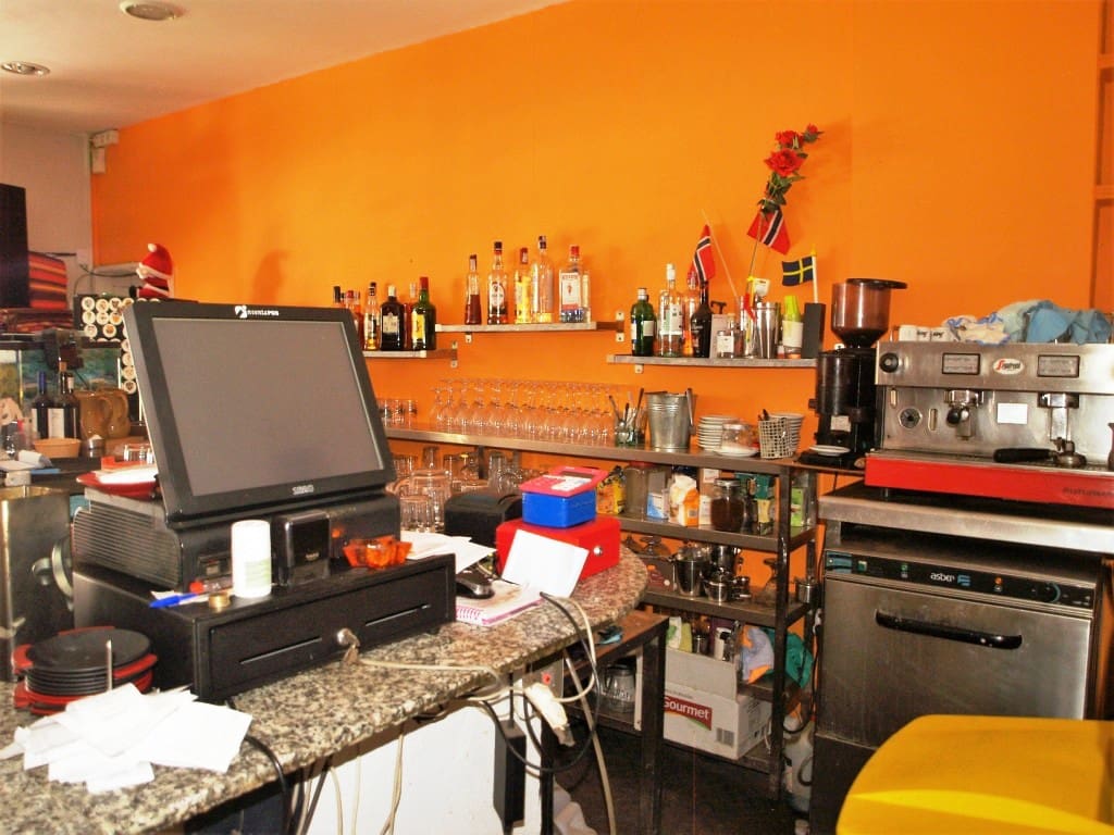 Restaurant/Bar for sale in Fuengirola - € 64,950 (Ref: 9428423)
