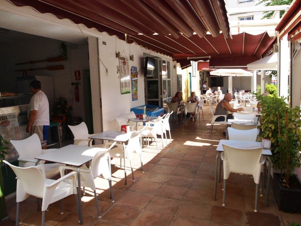 Restaurant/Bar for sale in Fuengirola - € 64,950 (Ref: 9428423)