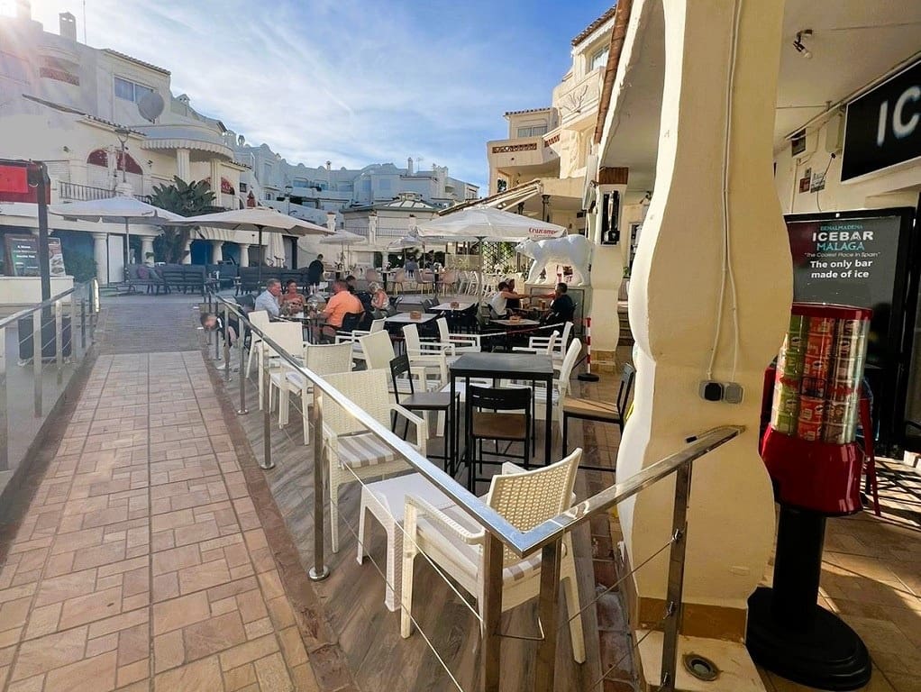 Restaurant/bar te koop in Benalmadena - € 62.950 (Ref: 9428427)