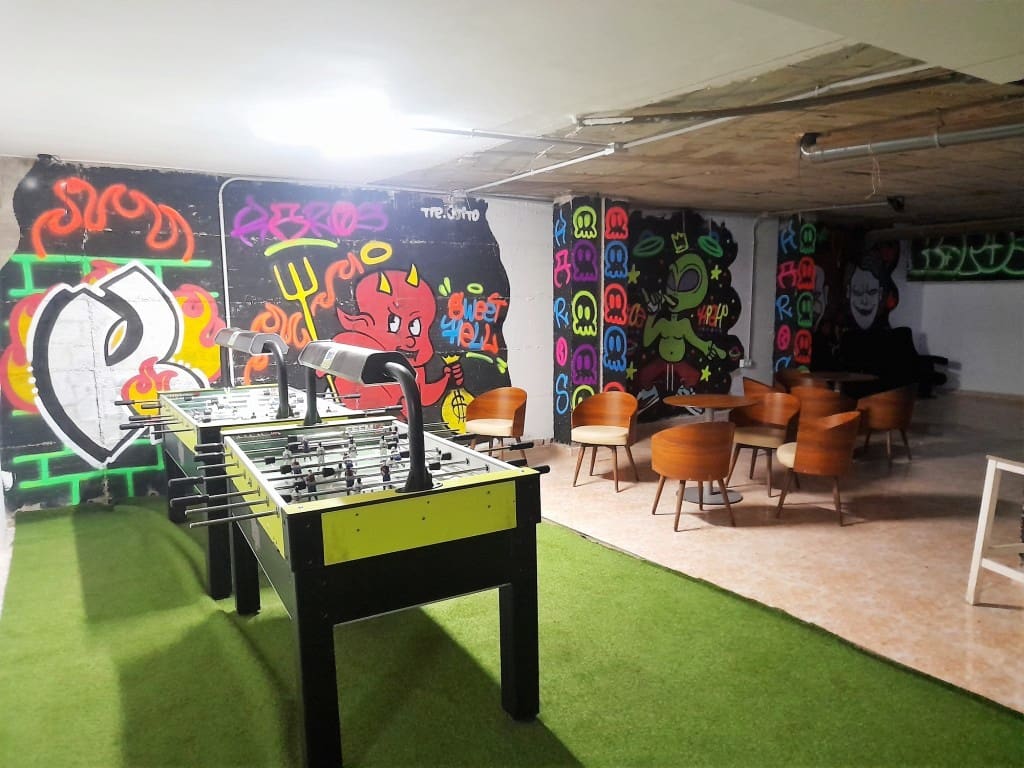 Restaurant/Bar for sale in Torremolinos - € 59,950 (Ref: 9428430)