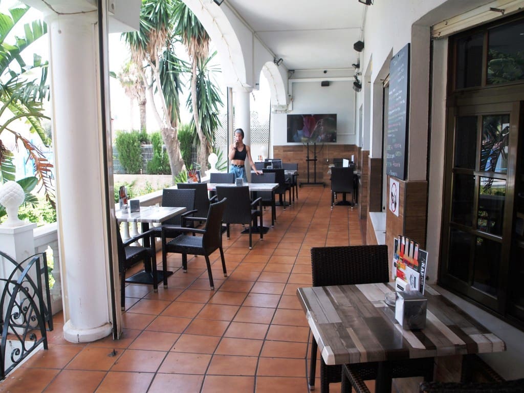 Restaurant/Bar for sale in Torremolinos - € 59,950 (Ref: 9428430)