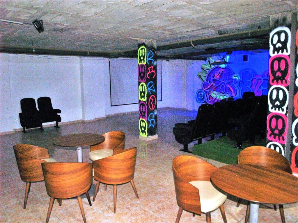 Restaurant/Bar for sale in Torremolinos - € 59,950 (Ref: 9428430)