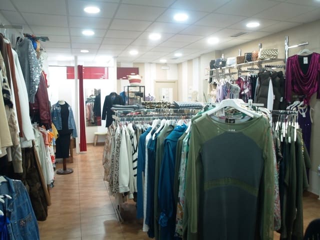 Business for sale in Fuengirola - € 54,950 (Ref: 9428432)