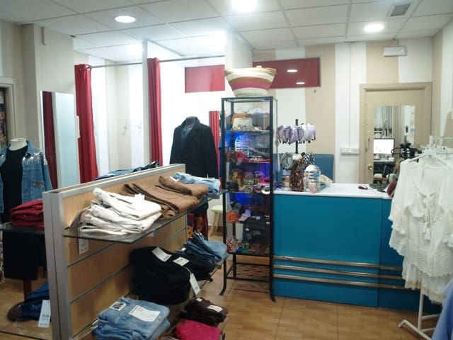 Business for sale in Fuengirola - € 54,950 (Ref: 9428432)