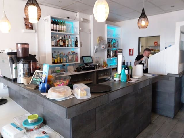 Restaurante/Bar para venda em Fuengirola - 54 950 € (Ref: 9428436)