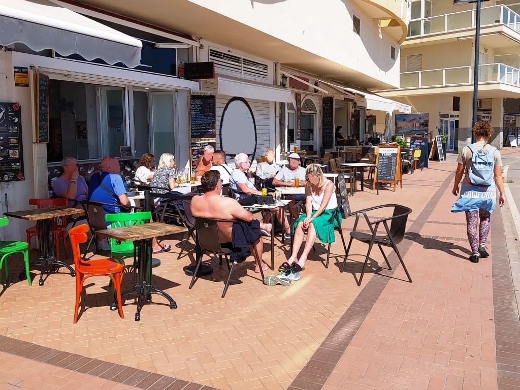 Restaurante/Bar para venda em Fuengirola - 54 950 € (Ref: 9428436)