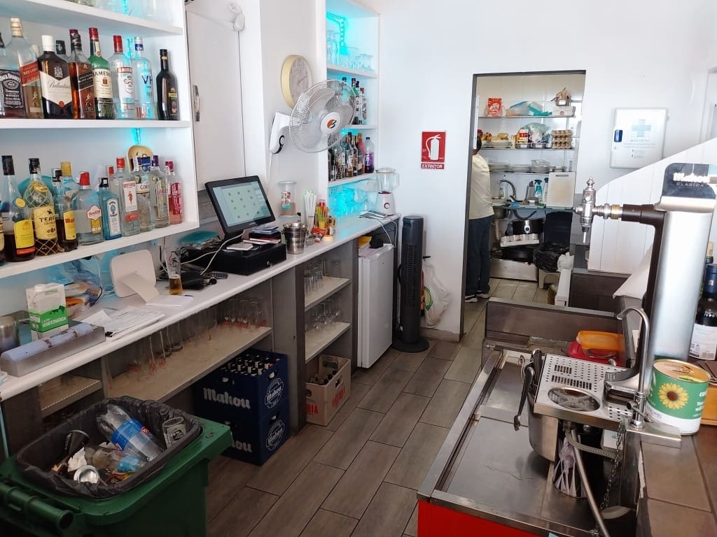 Restaurante/Bar para venda em Fuengirola - 54 950 € (Ref: 9428436)