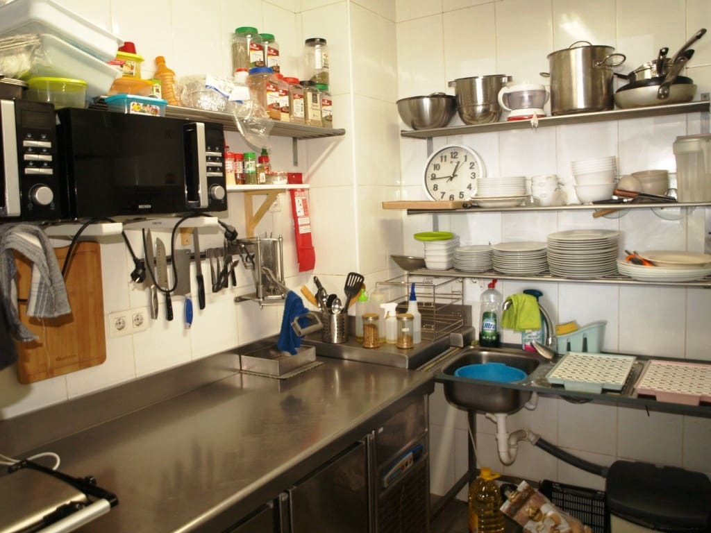 Restaurante/Bar para venda em Fuengirola - 54 950 € (Ref: 9428436)