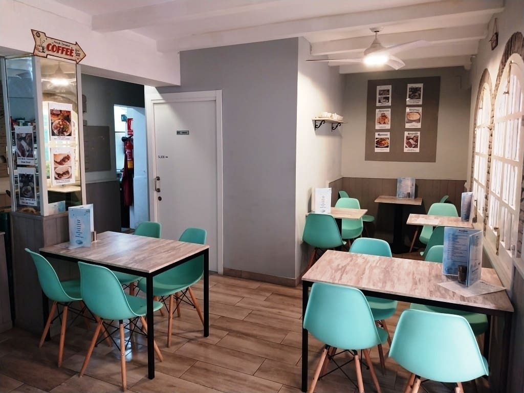 Restaurant/Bar for sale in Fuengirola - € 54,950 (Ref: 9428437)