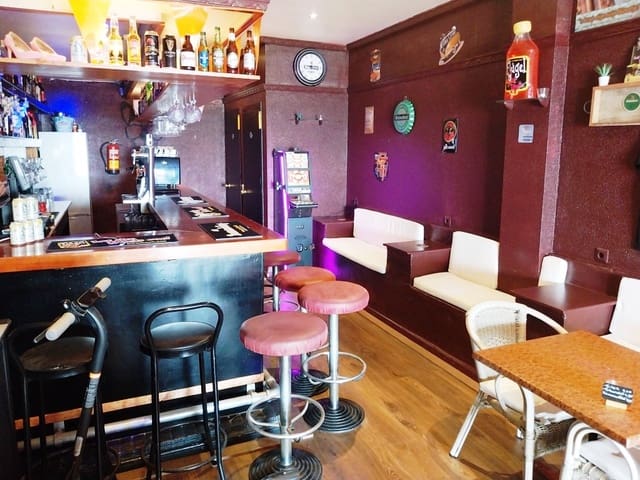 Restaurante/Bar para venda em Benalmádena - 29 950 € (Ref: 9428439)