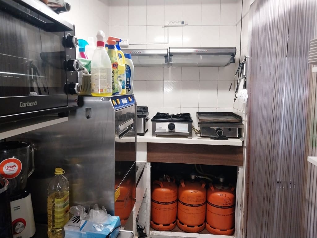 Restaurant/Bar for sale in Benalmadena - € 29,950 (Ref: 9428439)