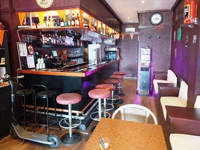 Restaurante/Bar para venda em Benalmádena - 29 950 € (Ref: 9428439)
