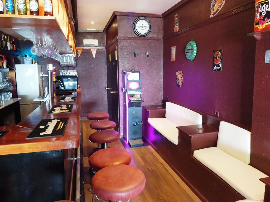 Restaurant/Bar for sale in Benalmadena - € 29,950 (Ref: 9428439)