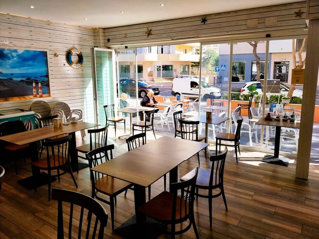 Restaurant/Bar for sale in Fuengirola - € 52,950 (Ref: 9428441)