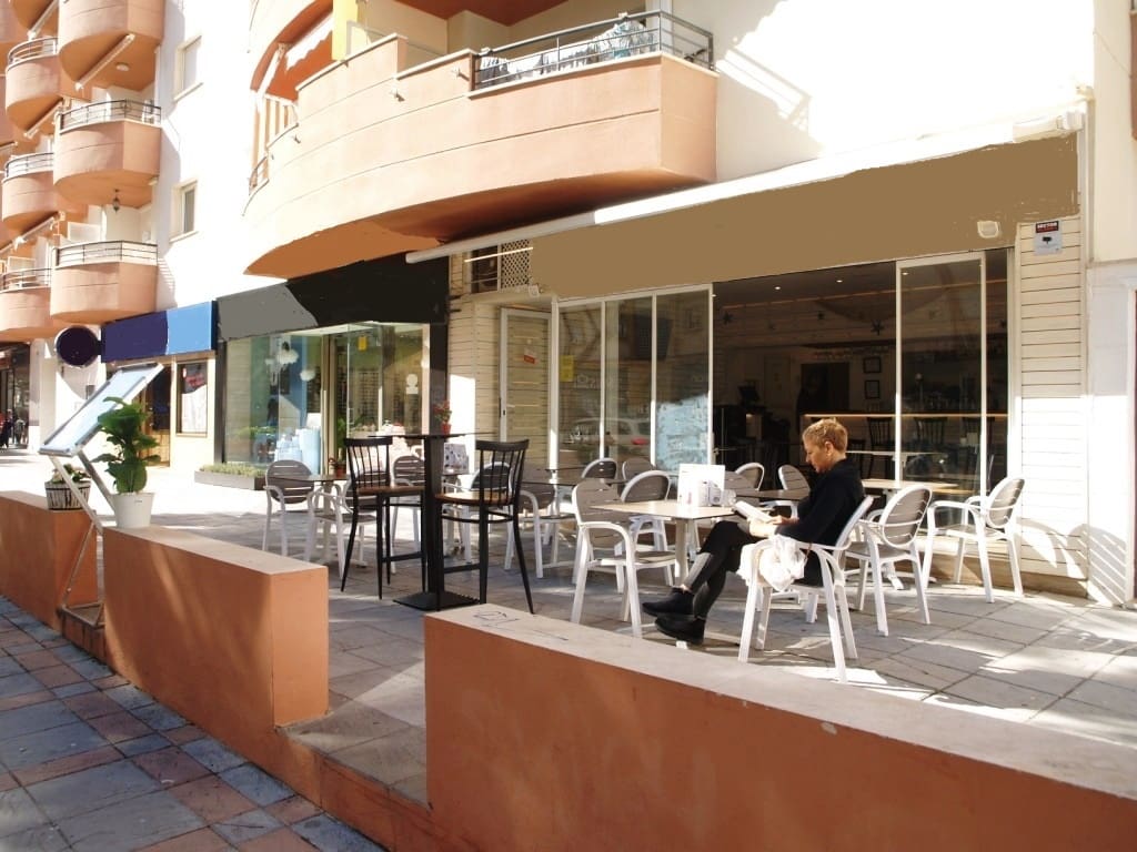 Restaurant/Bar for sale in Fuengirola - € 52,950 (Ref: 9428441)