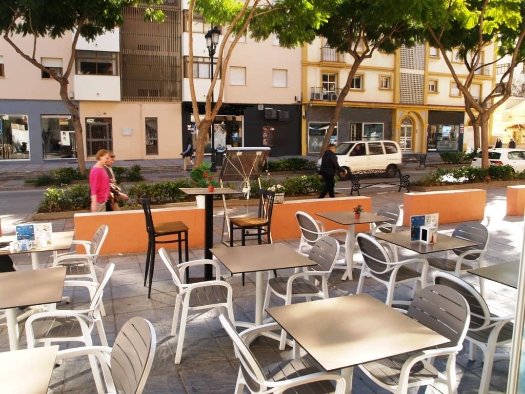 Restaurant/Bar for sale in Fuengirola - € 52,950 (Ref: 9428441)