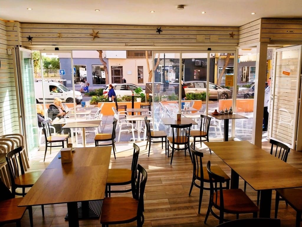 Restaurant/Bar for sale in Fuengirola - € 52,950 (Ref: 9428441)