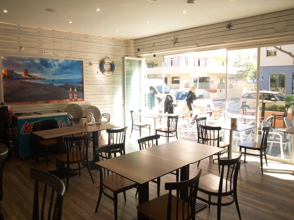 Restaurant/Bar for sale in Fuengirola - € 52,950 (Ref: 9428441)