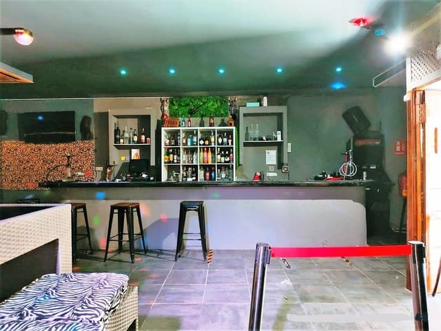 Restaurant/Bar for sale in Fuengirola - € 49,950 (Ref: 9428442)