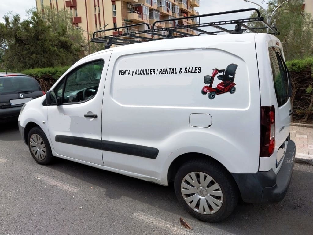 Business for sale in Benalmadena - € 49,950 (Ref: 9428444)