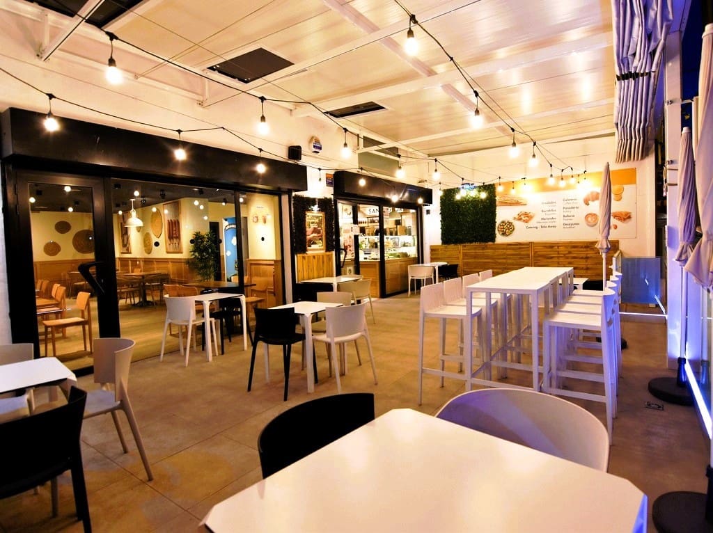 Restaurant/Bar for sale in Benalmadena - € 49,950 (Ref: 9428445)