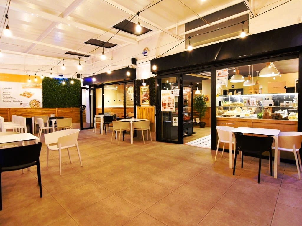 Restaurant/Bar for sale in Benalmadena - € 49,950 (Ref: 9428445)