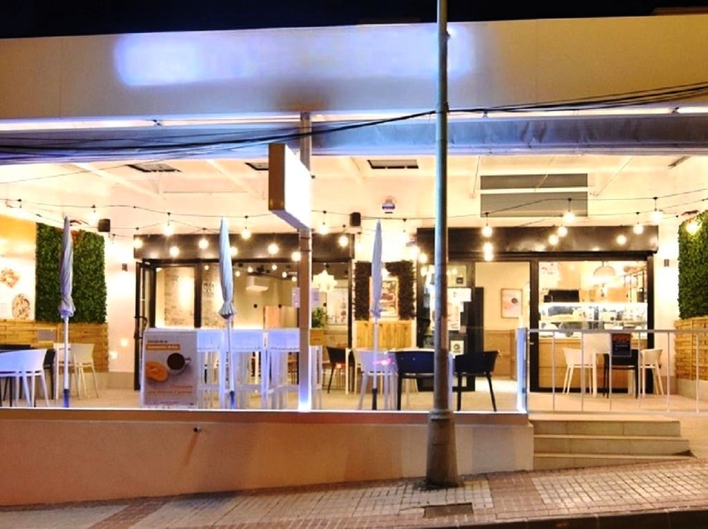 Restaurant/Bar for sale in Benalmadena - € 49,950 (Ref: 9428445)