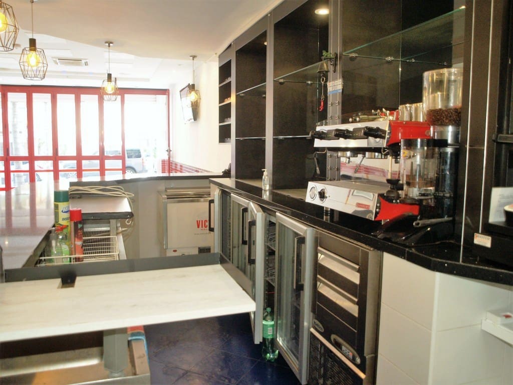 Restaurant/Bar for sale in Fuengirola - € 44,950 (Ref: 9428447)