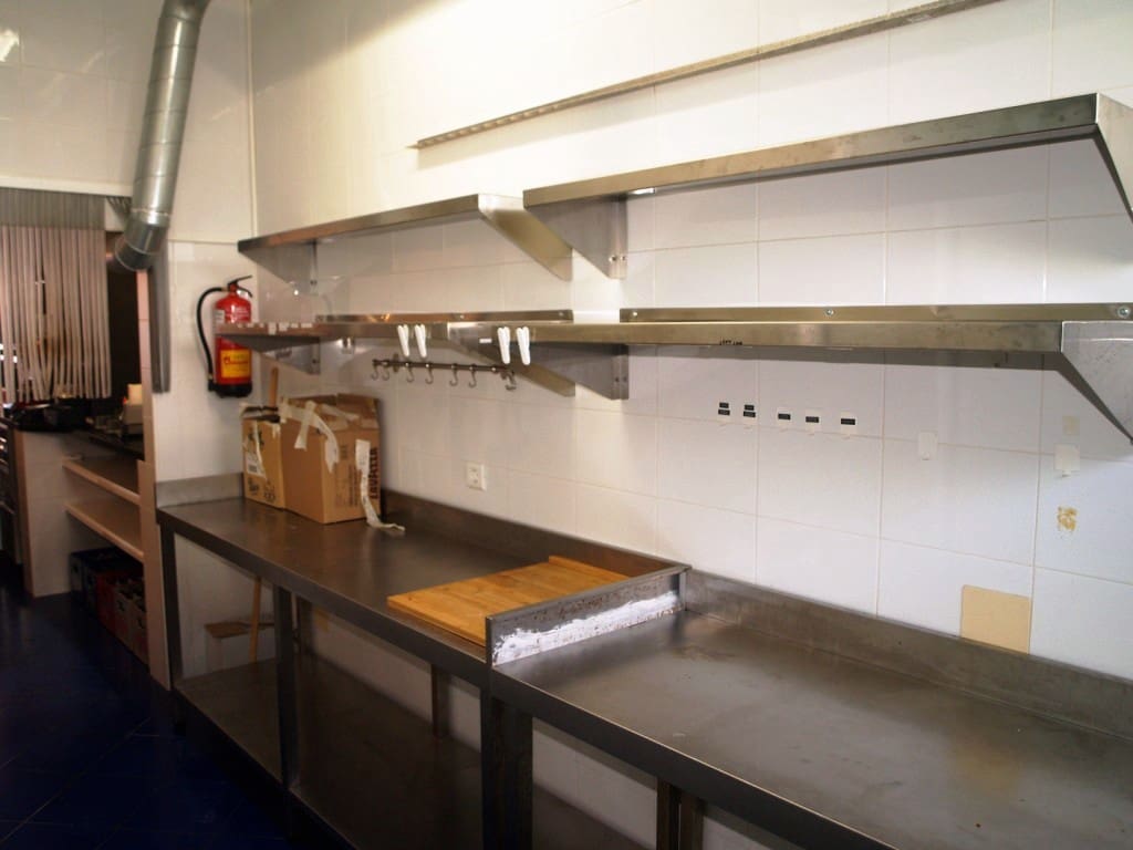 Restaurant/Bar for sale in Fuengirola - € 44,950 (Ref: 9428447)