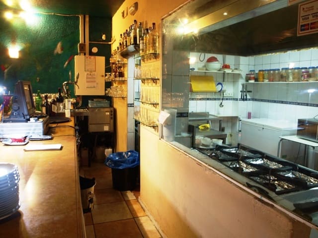 Restaurant/bar te koop in Fuengirola - € 44.950 (Ref: 9428449)