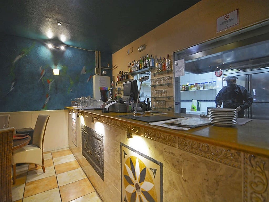 Restaurant/bar te koop in Fuengirola - € 44.950 (Ref: 9428449)