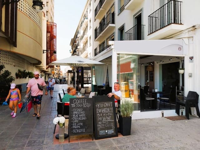 Ravintola/baari myytävänä paikassa Fuengirola - 44 950 € (Ref: 9428451)