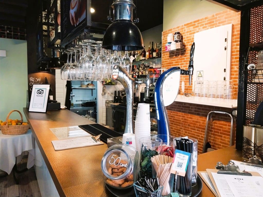 Ravintola/baari myytävänä paikassa Fuengirola - 44 950 € (Ref: 9428451)