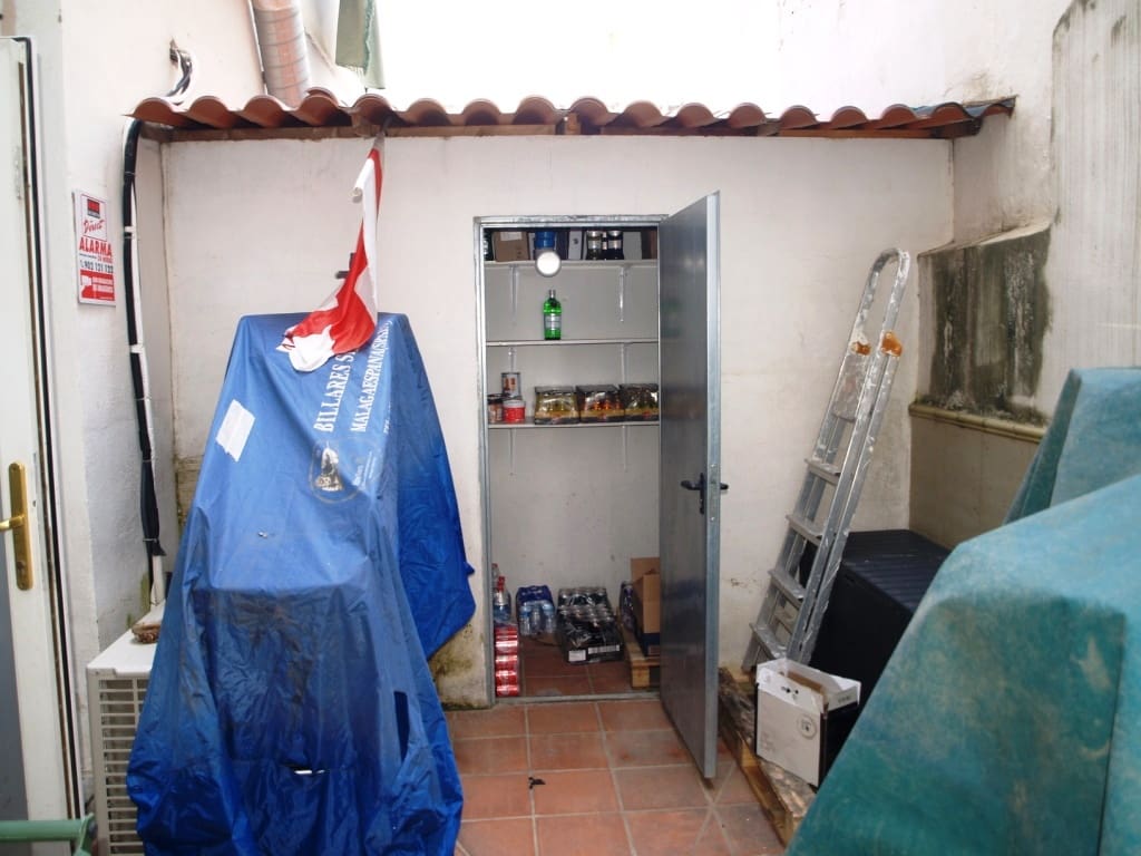 Restaurant/Bar for sale in Fuengirola - € 44,950 (Ref: 9428453)