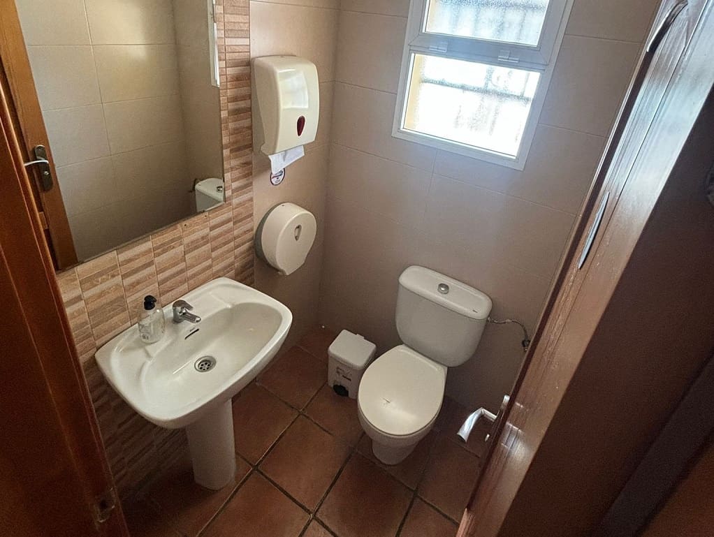 Restaurant/bar te koop in Fuengirola - € 42.950 (Ref: 9428454)