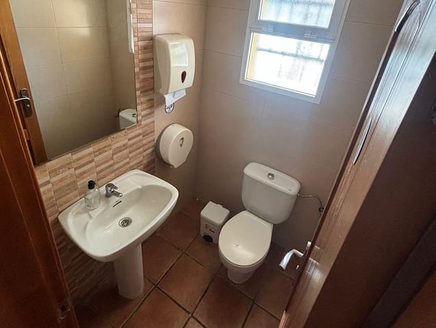 Restaurant/bar te koop in Fuengirola - € 42.950 (Ref: 9428454)