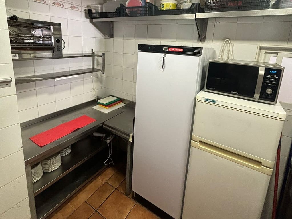 Restaurant/bar te koop in Fuengirola - € 42.950 (Ref: 9428454)