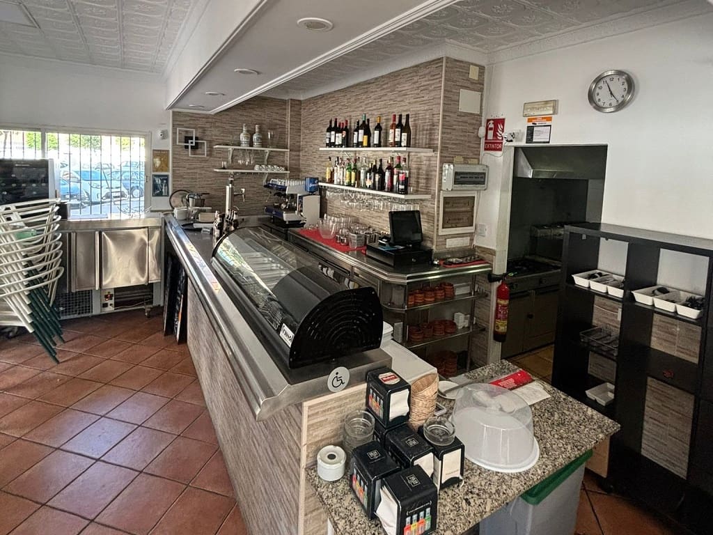 Restaurant/bar te koop in Fuengirola - € 42.950 (Ref: 9428454)
