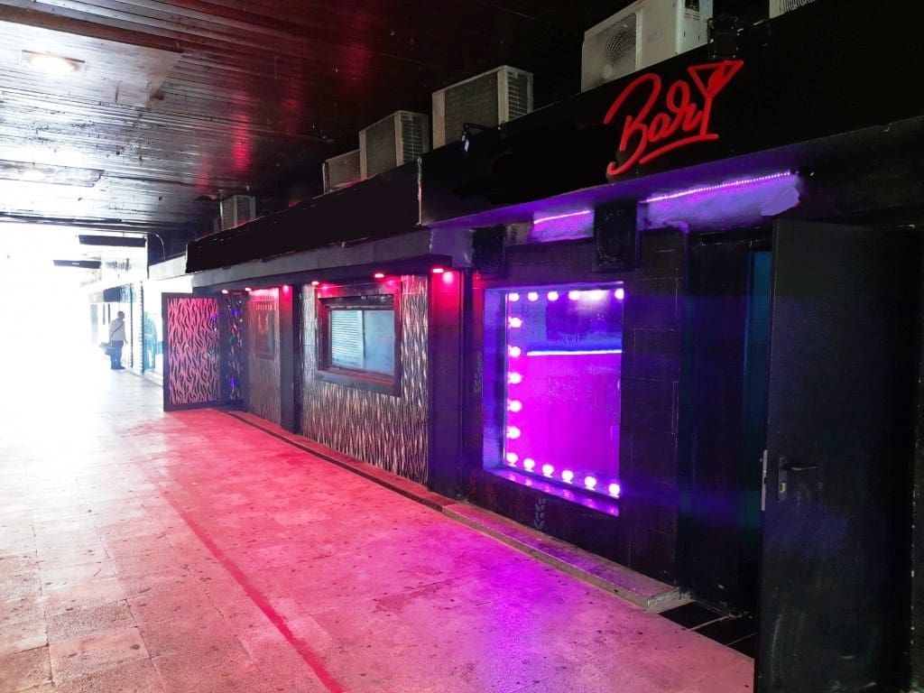 Restaurant/Bar for sale in Torremolinos - € 39,950 (Ref: 9428461)