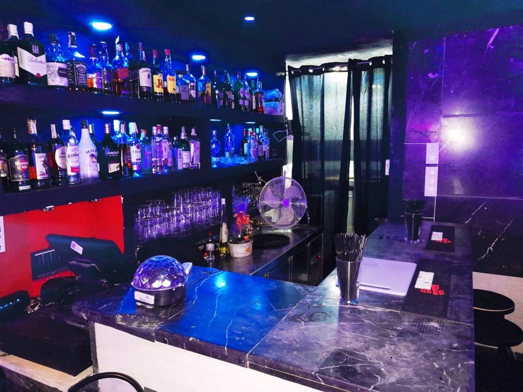 Restaurant/Bar for sale in Torremolinos - € 39,950 (Ref: 9428461)