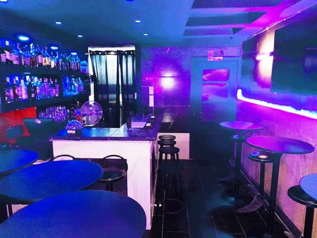 Restaurant/bar te koop in Torremolinos - € 39.950 (Ref: 9428461)