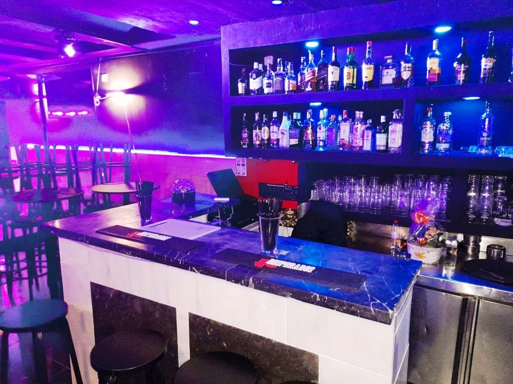 Restaurant/Bar for sale in Torremolinos - € 39,950 (Ref: 9428461)